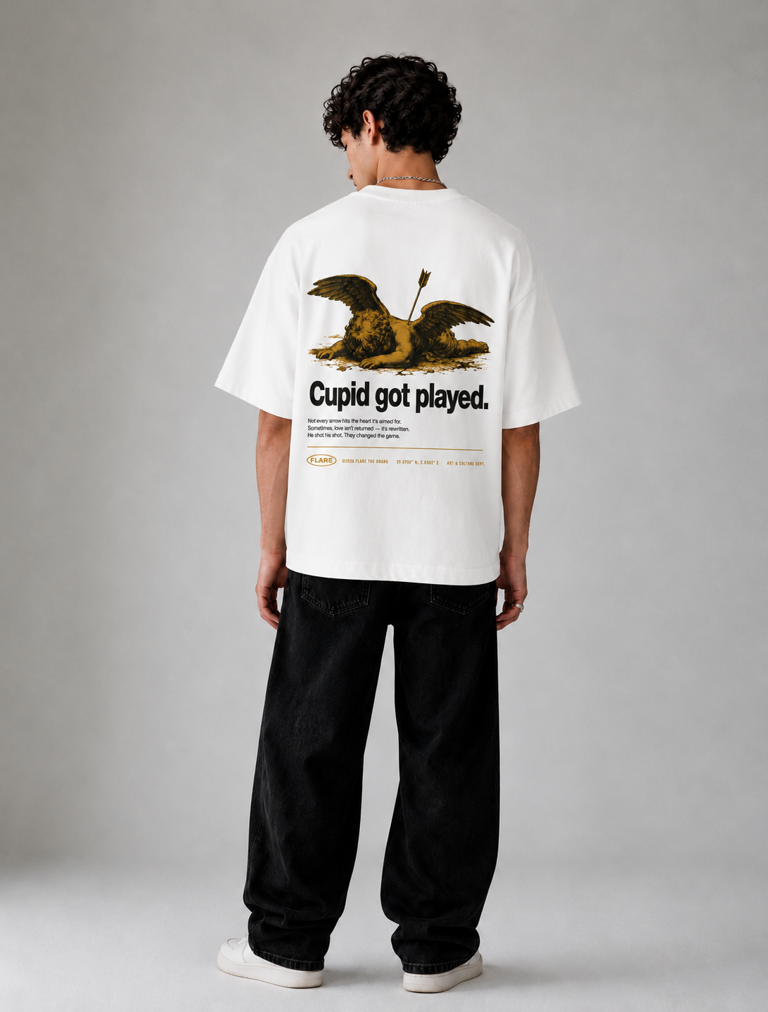 SOLSTICE — Oversized Tee